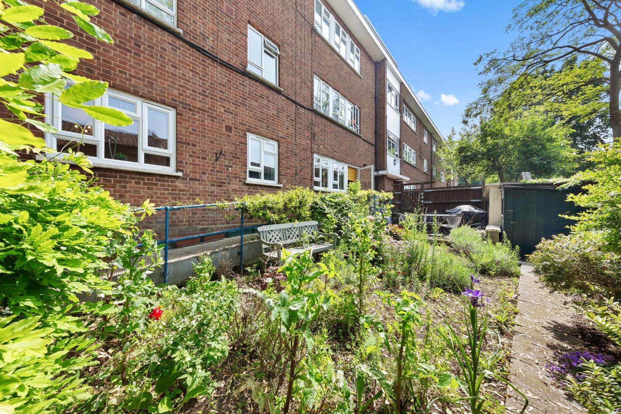 Clapham Serenity Garden Retreat With Free Parking Лондон Екстер'єр фото