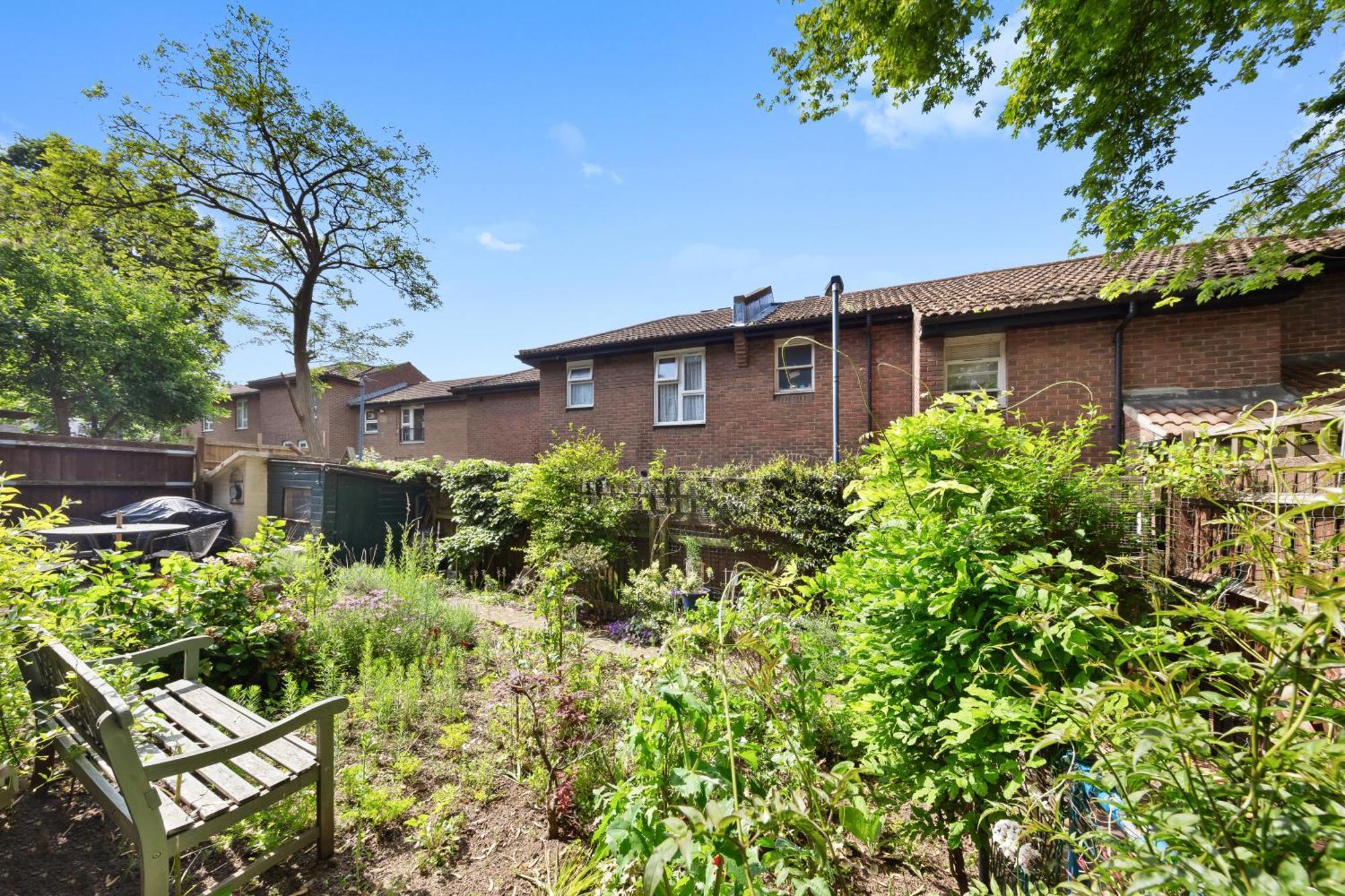 Clapham Serenity Garden Retreat With Free Parking Лондон Екстер'єр фото