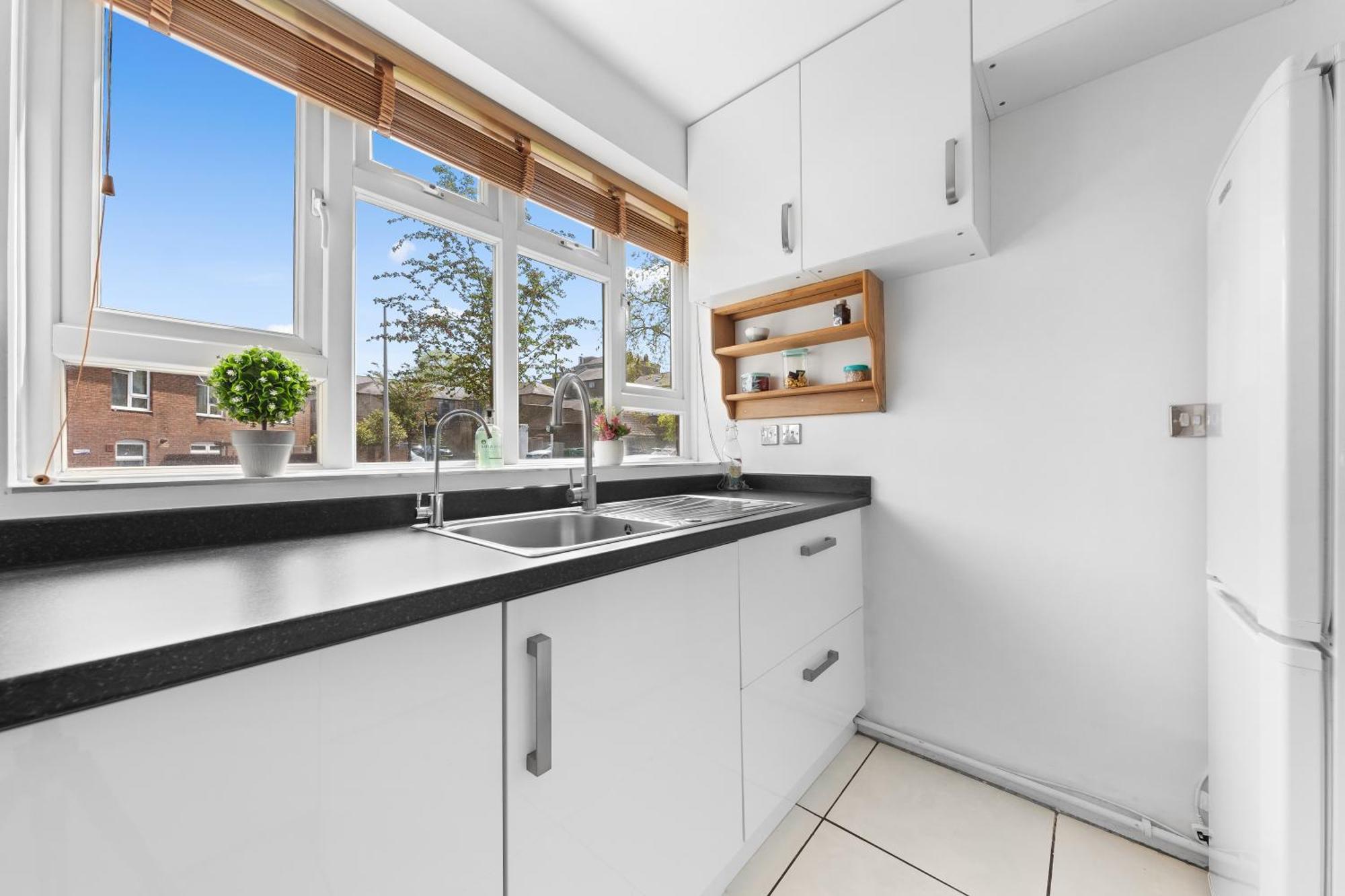 Clapham Serenity Garden Retreat With Free Parking Лондон Екстер'єр фото