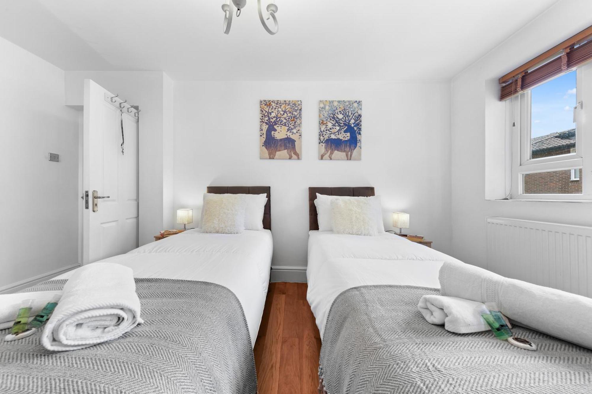 Clapham Serenity Garden Retreat With Free Parking Лондон Екстер'єр фото