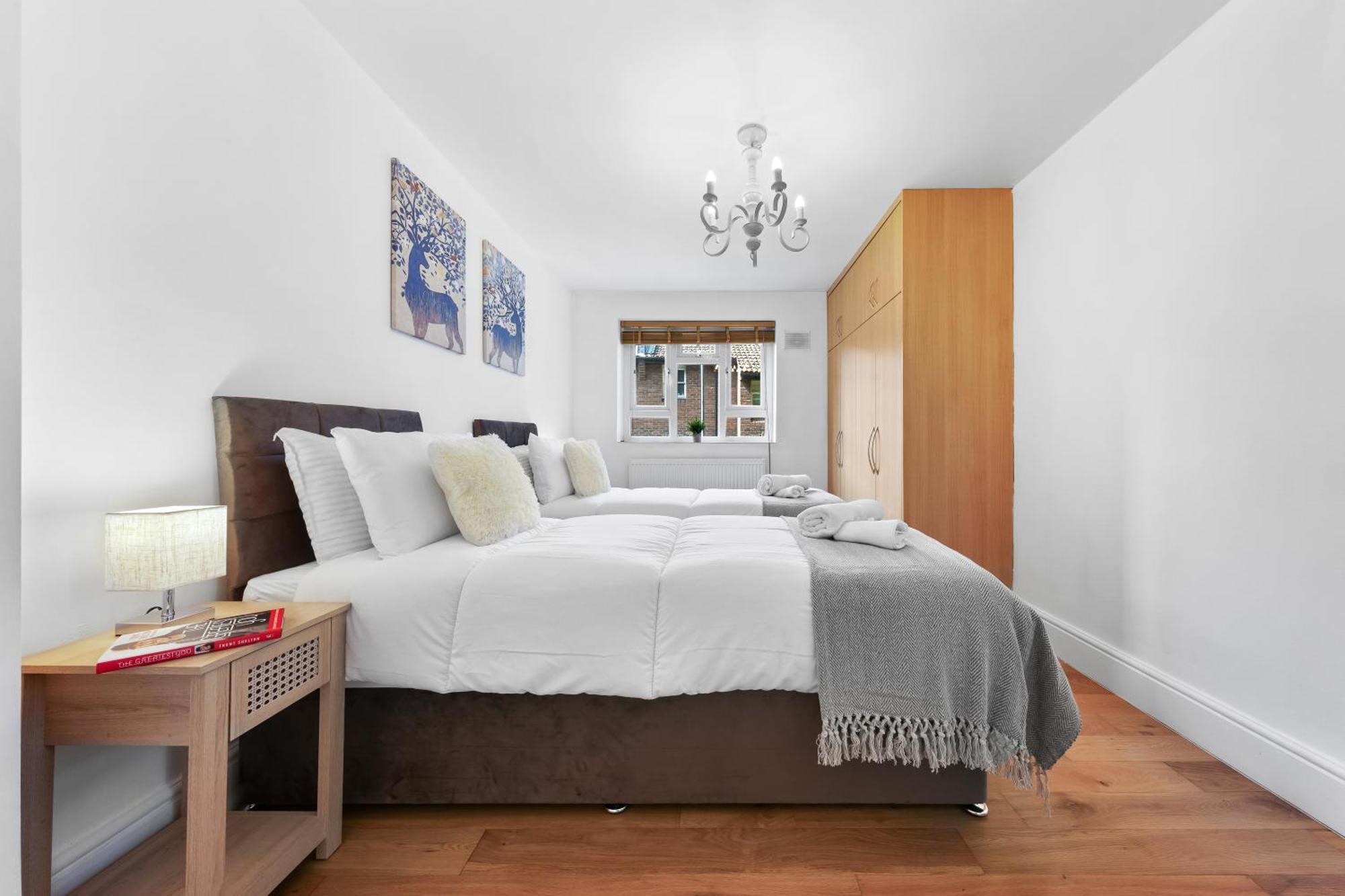 Clapham Serenity Garden Retreat With Free Parking Лондон Екстер'єр фото