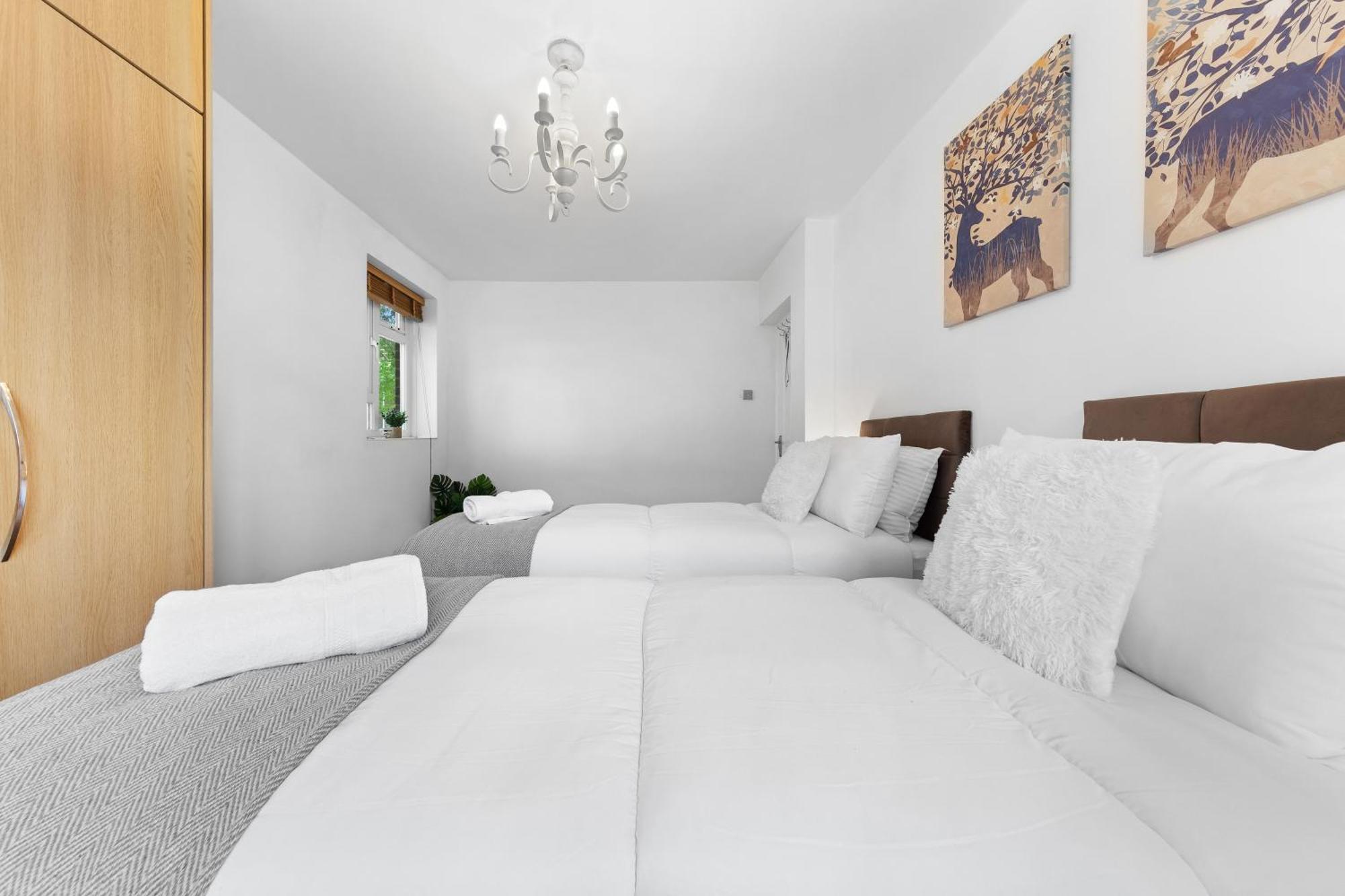 Clapham Serenity Garden Retreat With Free Parking Лондон Екстер'єр фото